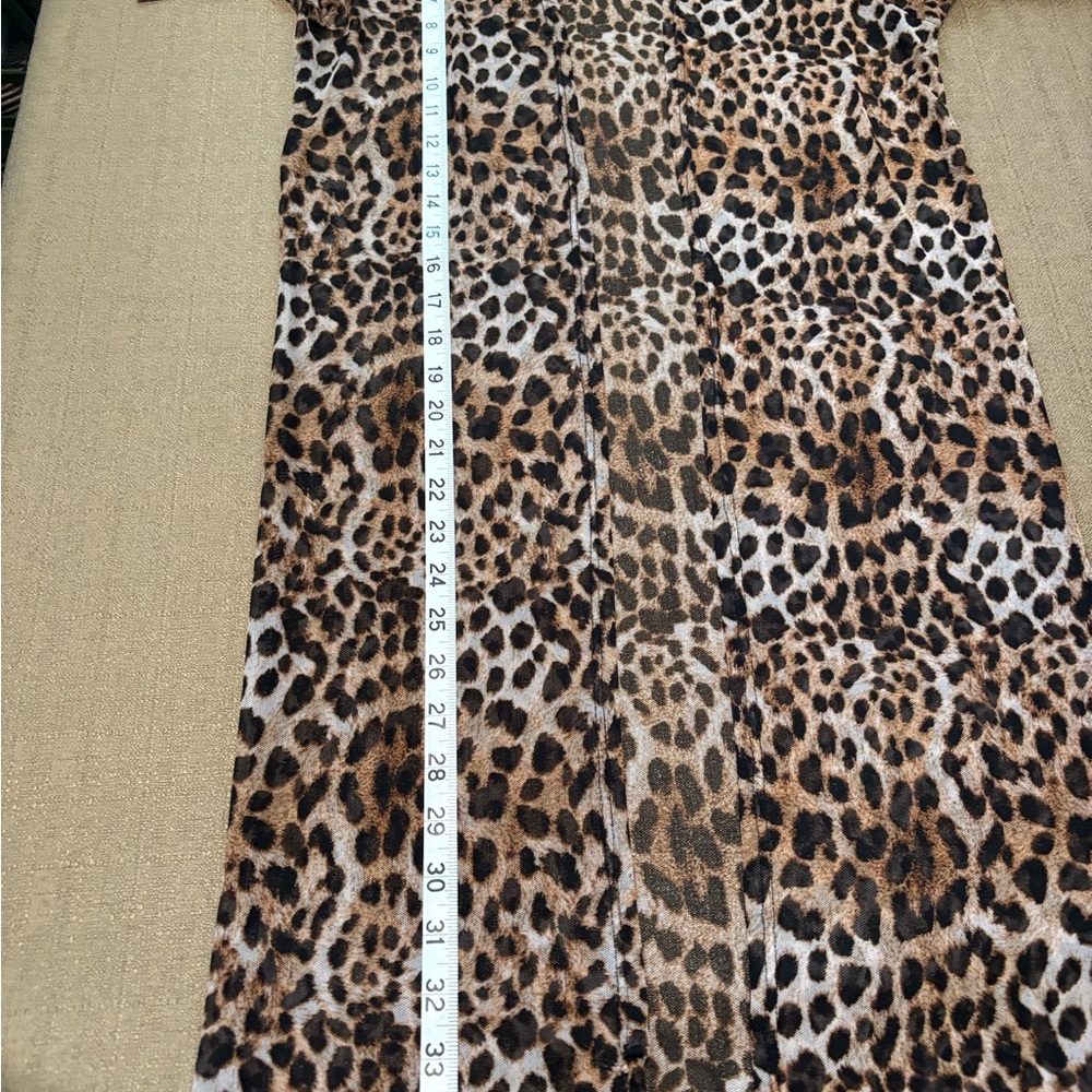 Discreet Leopard Print Kimono - Brown & Black - Picture 10 of 14